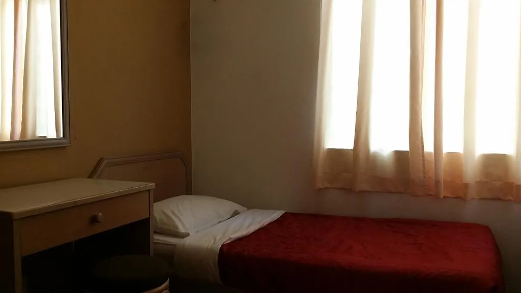 Apartamento Jean Cleancomfy Apt Near Beach Batu Ferringhi