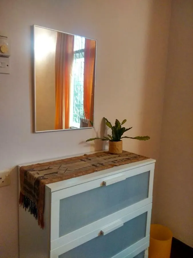 Jean Cleancomfy Apt Near Beach Batu Ferringhi Apartamento