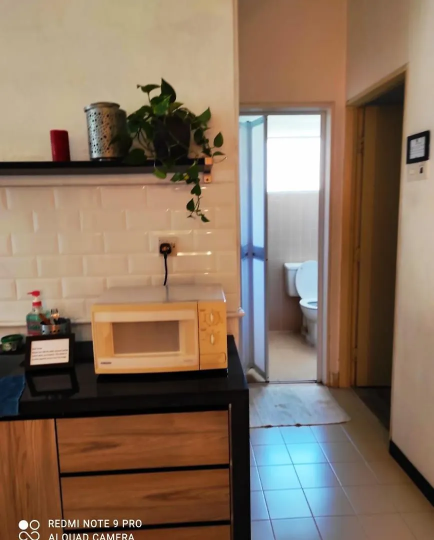 Jean Cleancomfy Apt Near Beach Batu Ferringhi Apartment