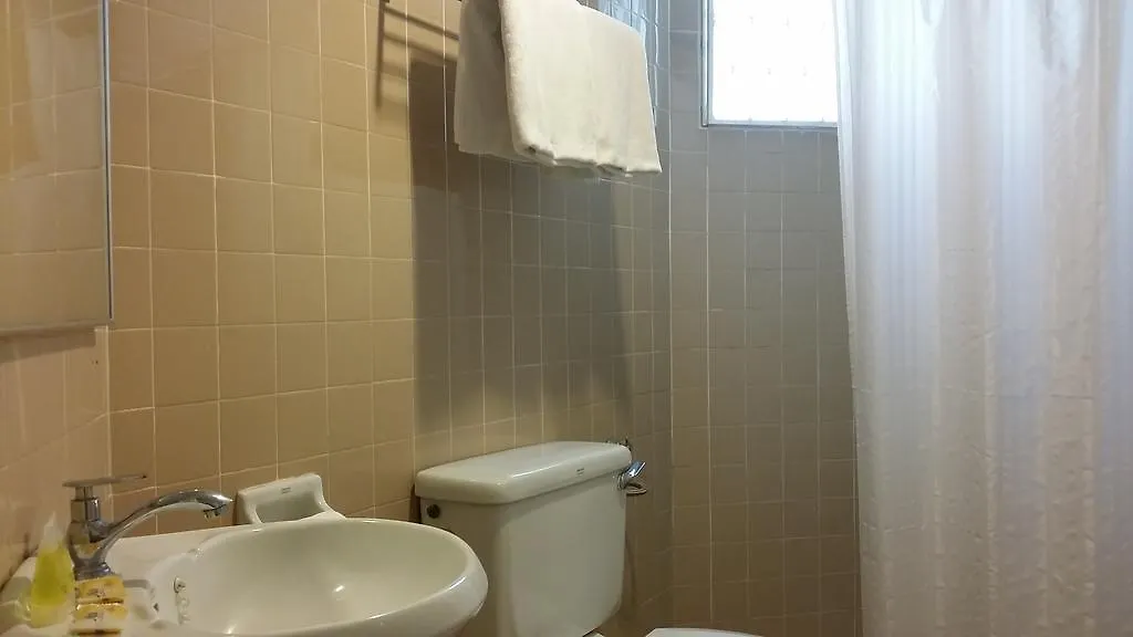 Jean Cleancomfy Apt Near Beach Batu Ferringhi
