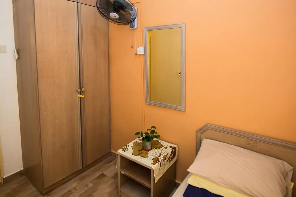 Jean Cleancomfy Apt Near Beach Batu Ferringhi 0*,