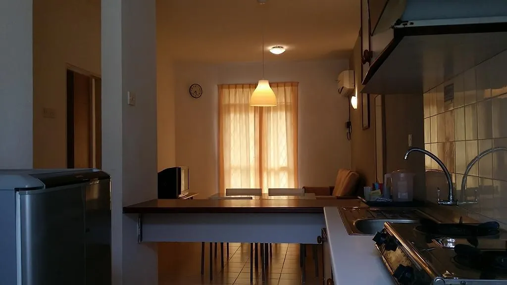 Appartement Jean Cleancomfy Apt Near Beach Batu Feringgi